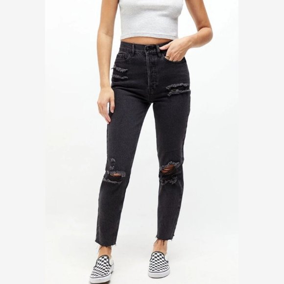 PacSun Denim - PacSun Women's Eco Black Distressed Ultra High Waisted Slim Fit Jeans - 27